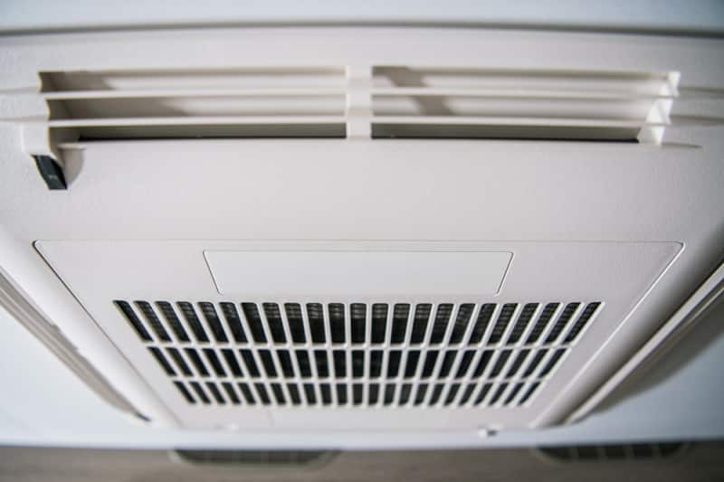 RV Air Conditioning: Ducted vs. Non-Ducted