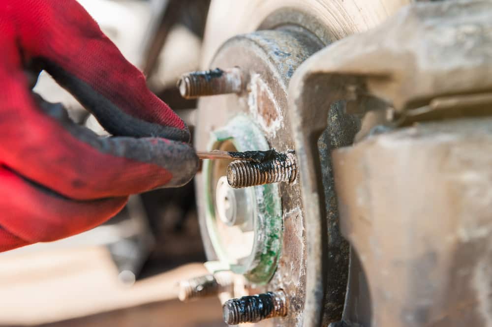 3 Ways To Fix Grease Fitting Will Not Take Grease Camper Upgrade