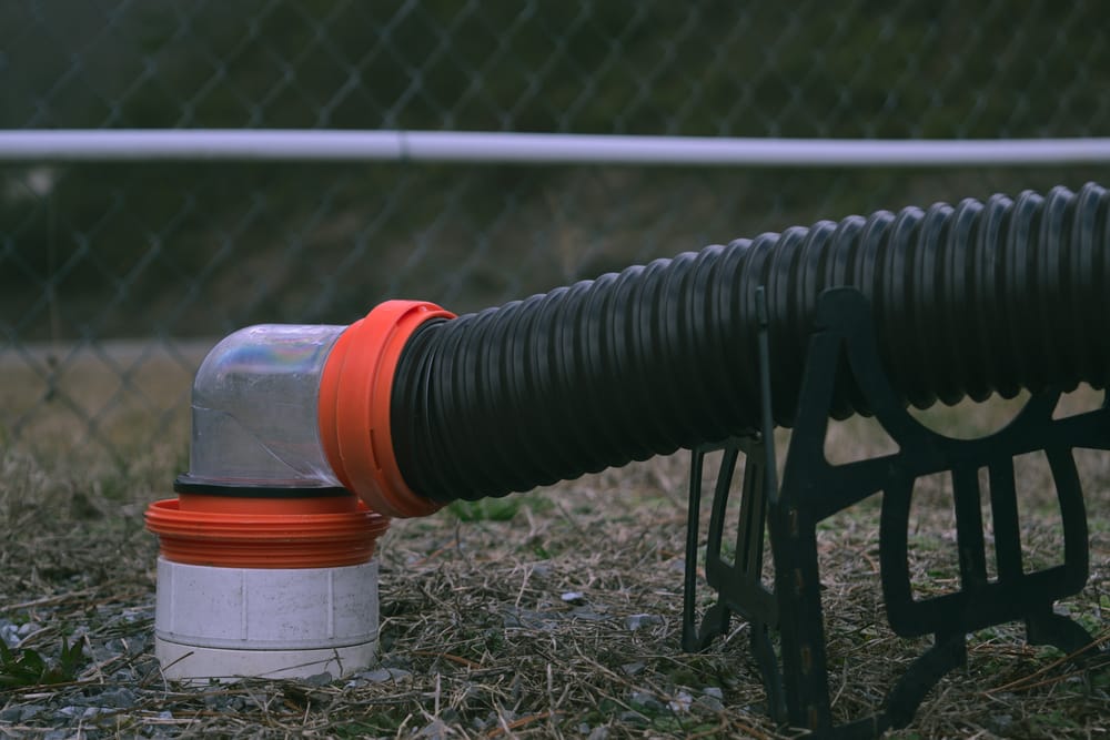 how to keep rv sewer hose from freezing