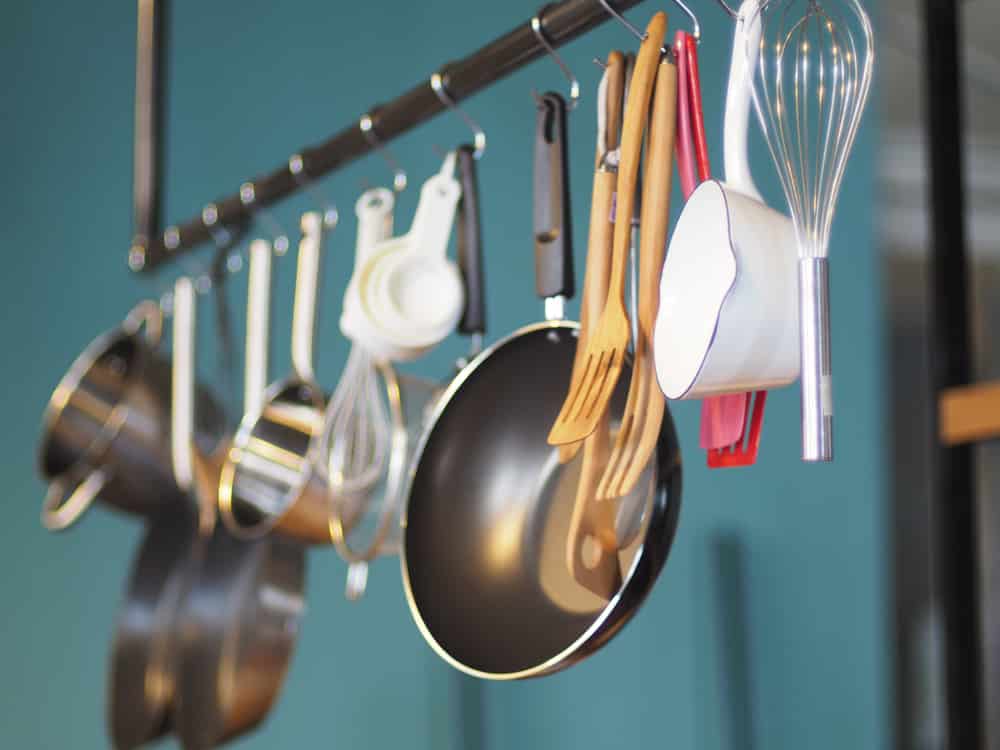 how to keep dishes from rattling in rv