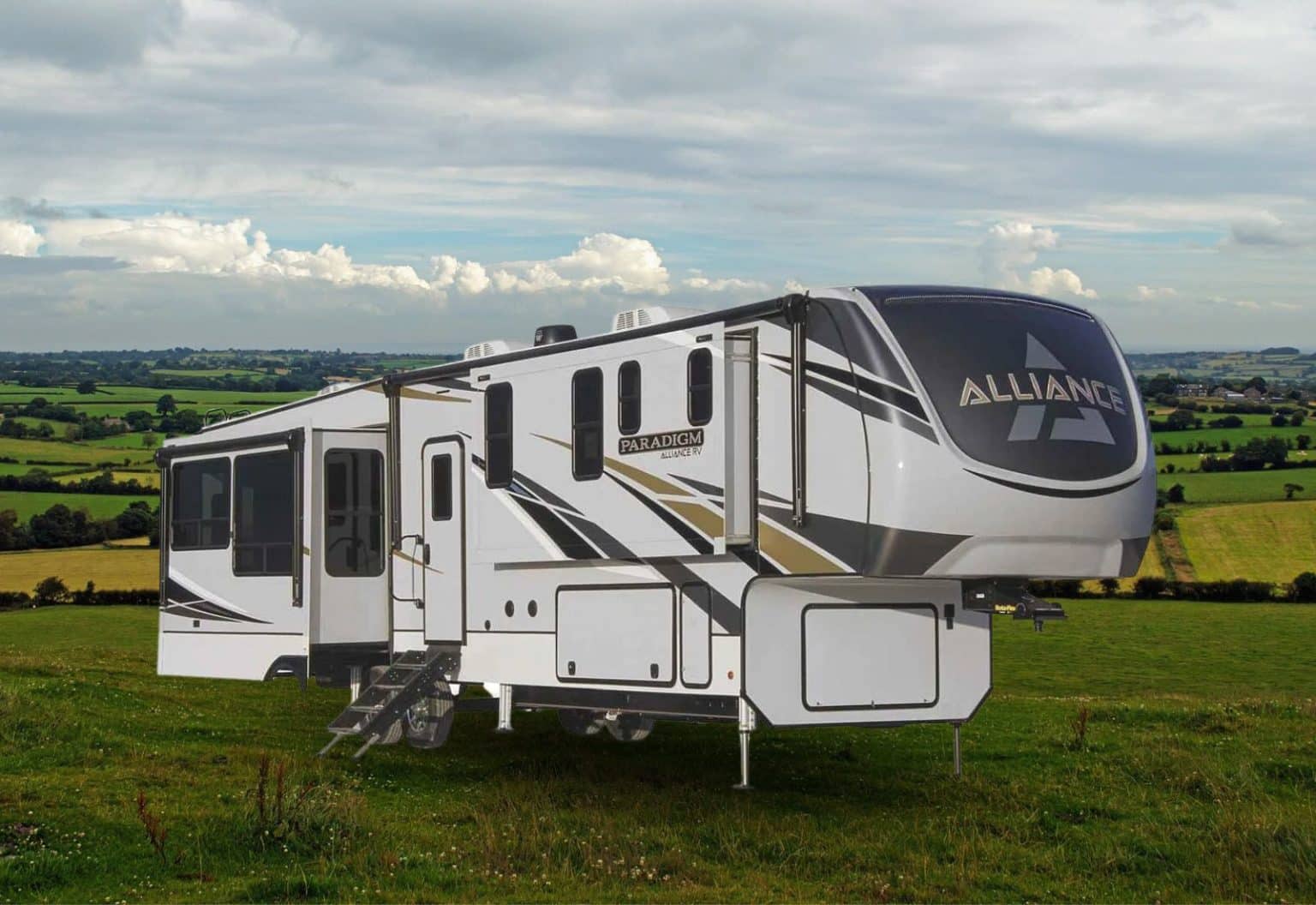 Alliance RV vs Grand Design Which Should You Get? Camper Upgrade