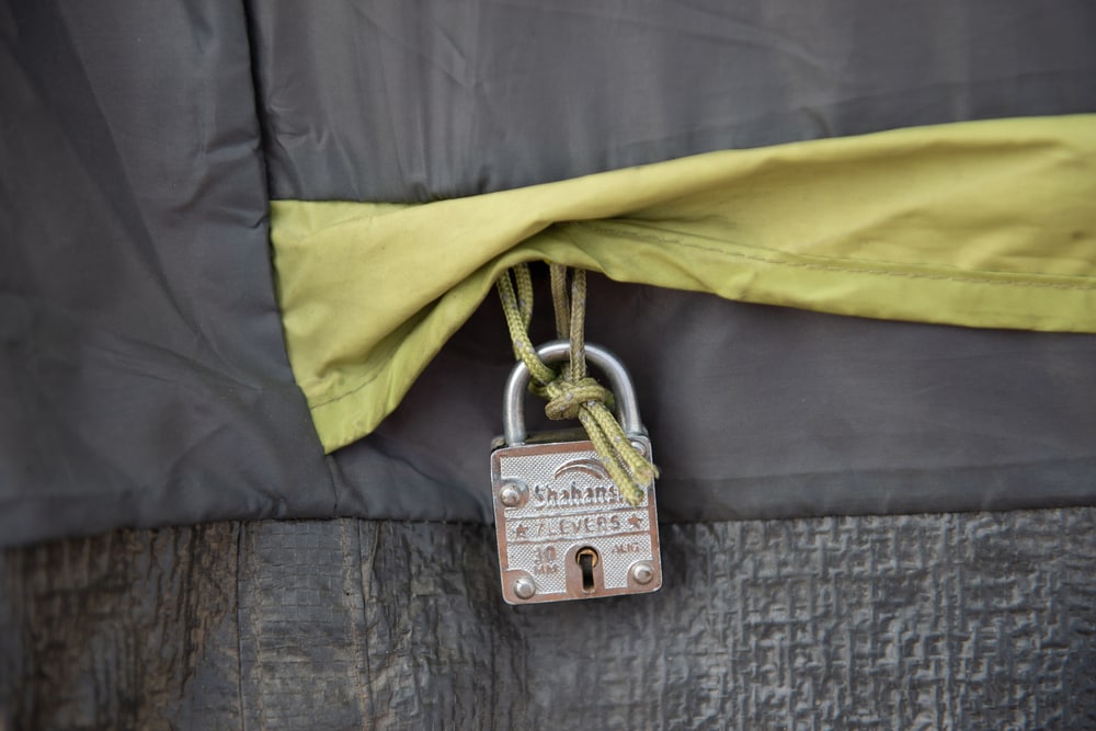 how to lock a tent from the inside